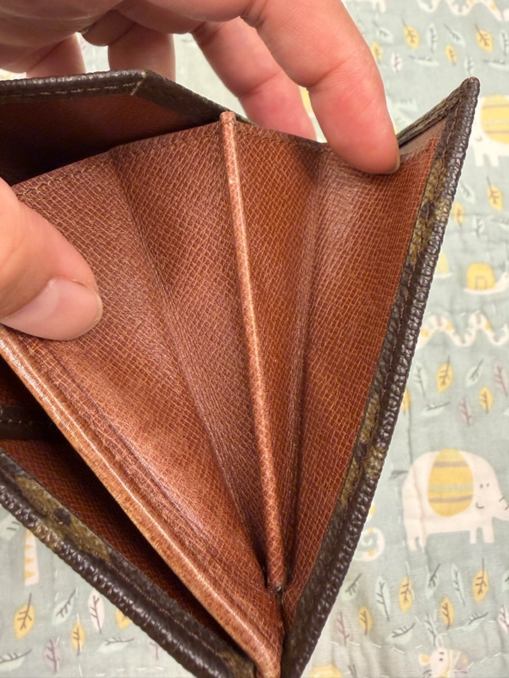 Louis Vuitton Vintage Compact Wallet (PRICE FIRM) - Picture 10 of 14